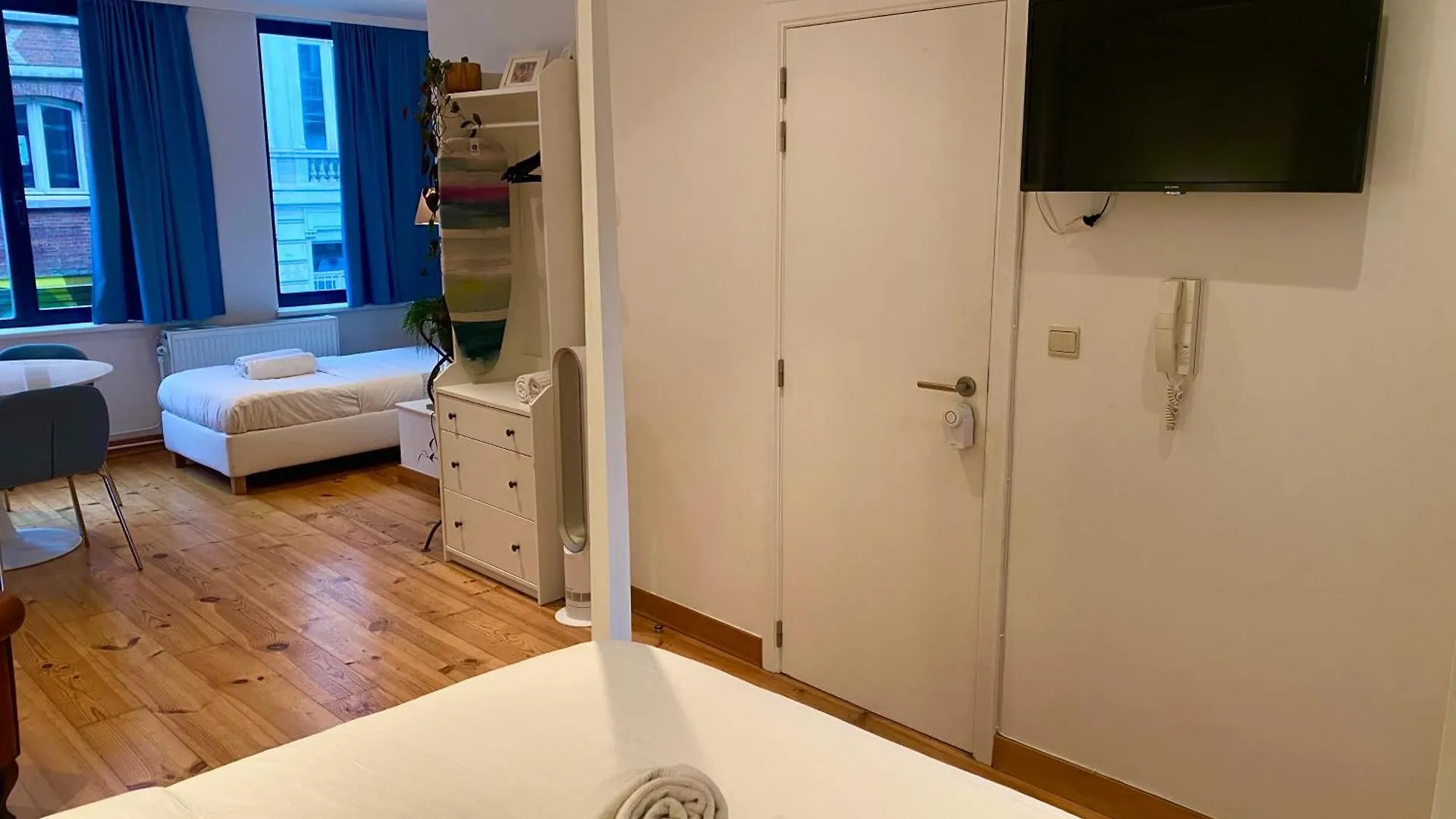 Simone's Kitchen B&B Antwerpen 4*,